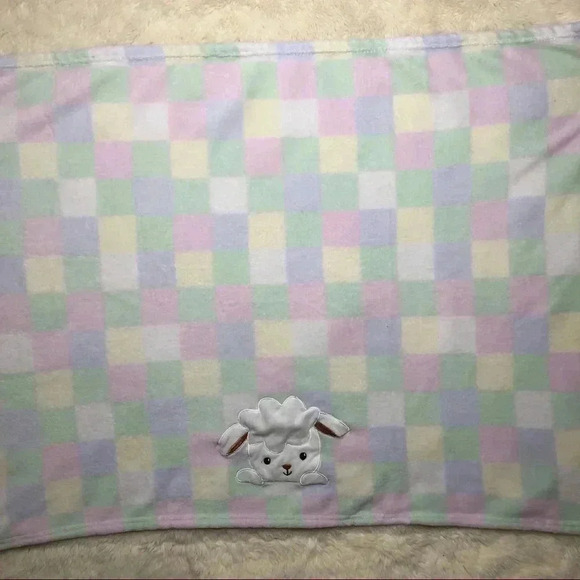 Pastel Soft Lamb Baby Blanket - Picture 11 of 12